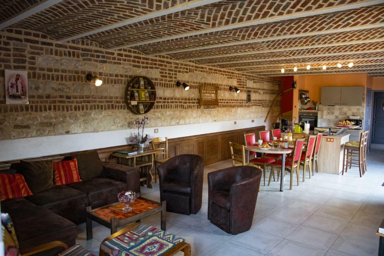 Chambres D'Hotes Entre Arras Et Albert - Bed And Breakfast Souastre Buitenkant foto